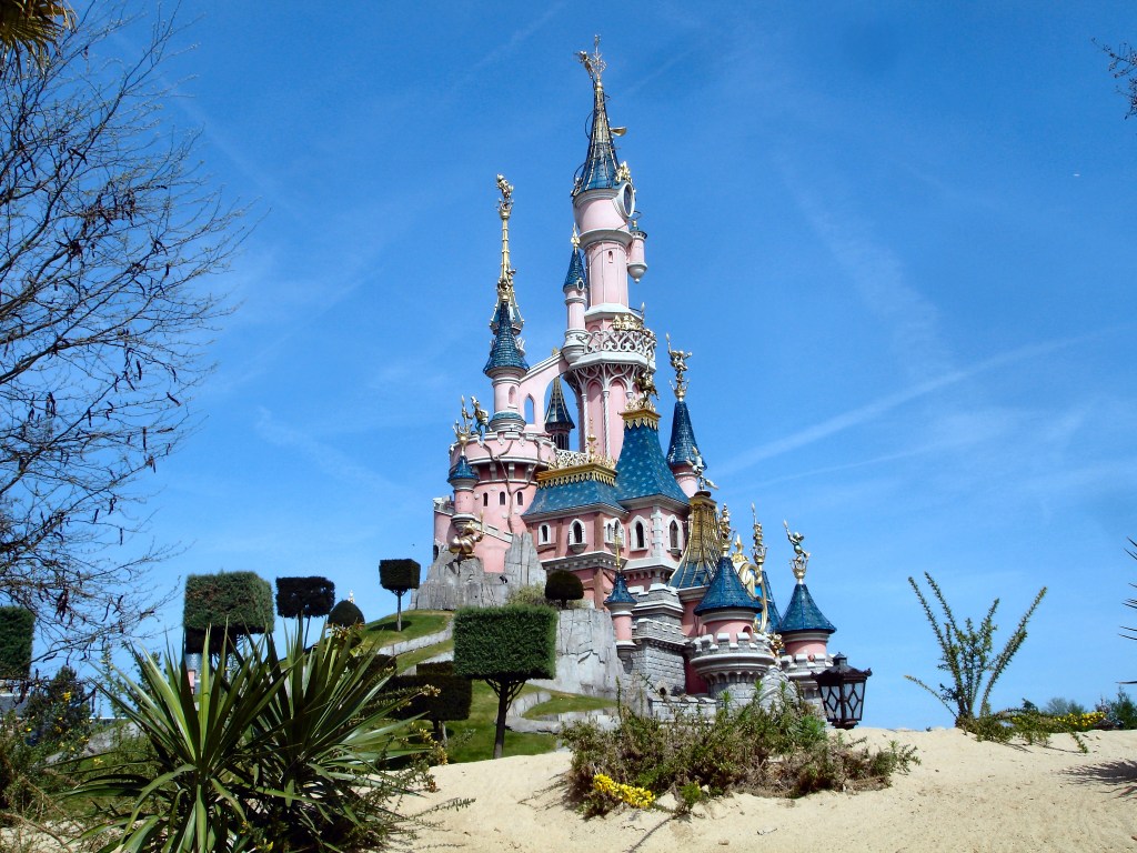 Canva - Disney, Disneyland, Disneyland Paris, Paris, Theme